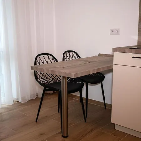 Mein Traeumchen Apartements- 3 Lila Stillvoll Und Zentral Fuer Bis Zu 4 Personen Apartment