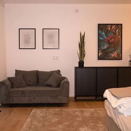 Apartment Mein Traeumchen Apartements- 3 Lila Stillvoll Und Zentral Fuer Bis Zu 4 Personen