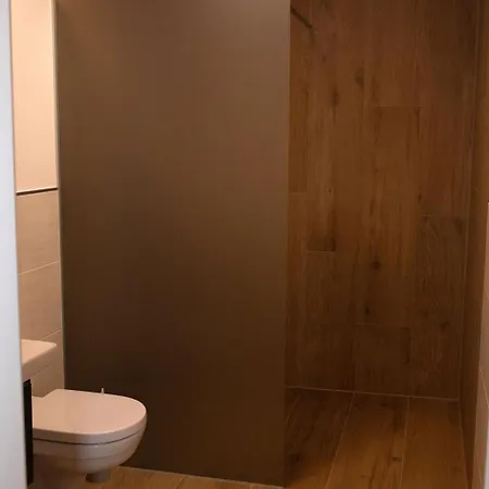 Mein Traeumchen Apartements- 3 Lila Stillvoll Und Zentral Fuer Bis Zu 4 Personen * Μπίλεφελντ