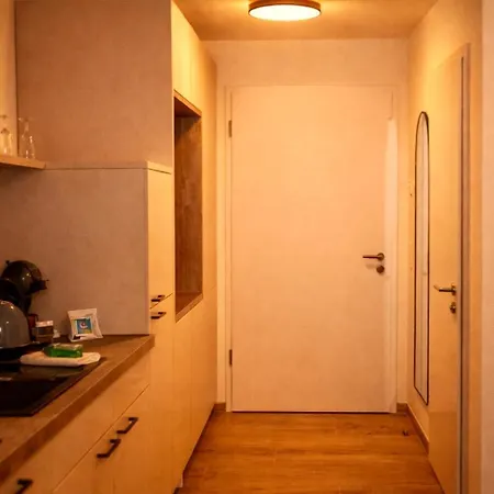 Mein Traeumchen Apartements- 3 Lila Stillvoll Und Zentral Fuer Bis Zu 4 Personen