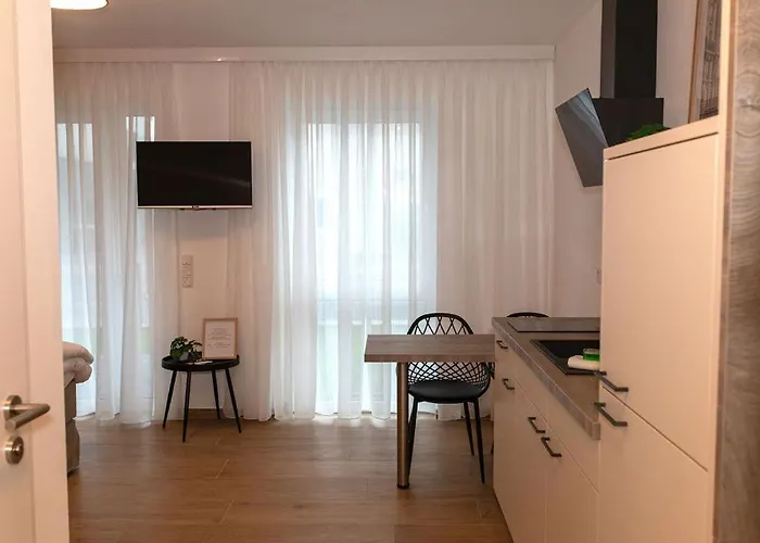 Mein Träumchen Apartements- 3 Lila Stillvoll Und Zentral Für Bis Zu 4 Personen Apartamento Bielefeld